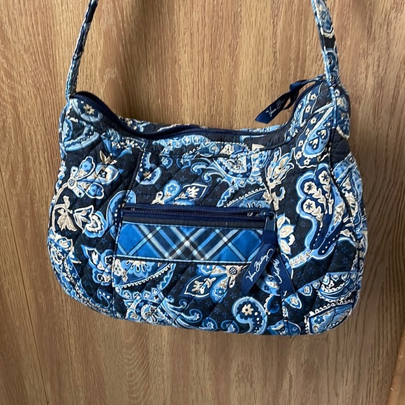 Vera Bradley Handbags - 🧿Vera Bradley Small Shoulder Bag Blue